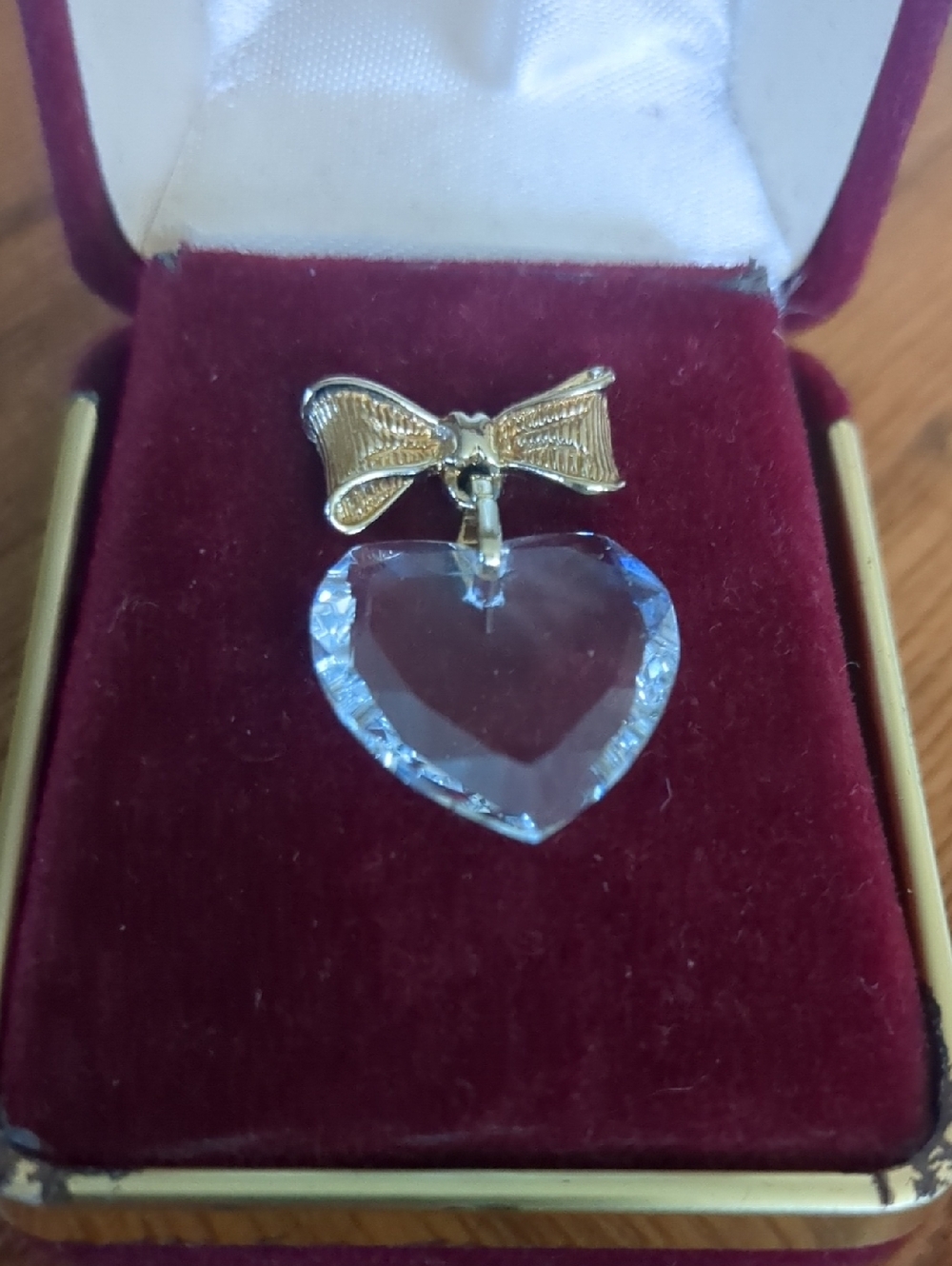 1982 Avon Presidents Sales Crystal Heart Tack Pin